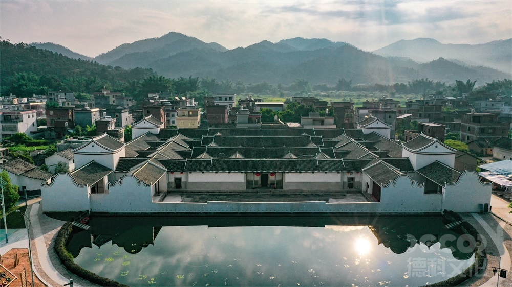 如何在展館裝修中運(yùn)用復(fù)古藝術(shù)品進(jìn)行裝飾？